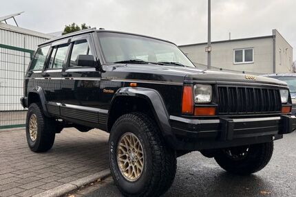 Jeep Cherokee 156.000 km 9.999 &euro; Bochum 44809