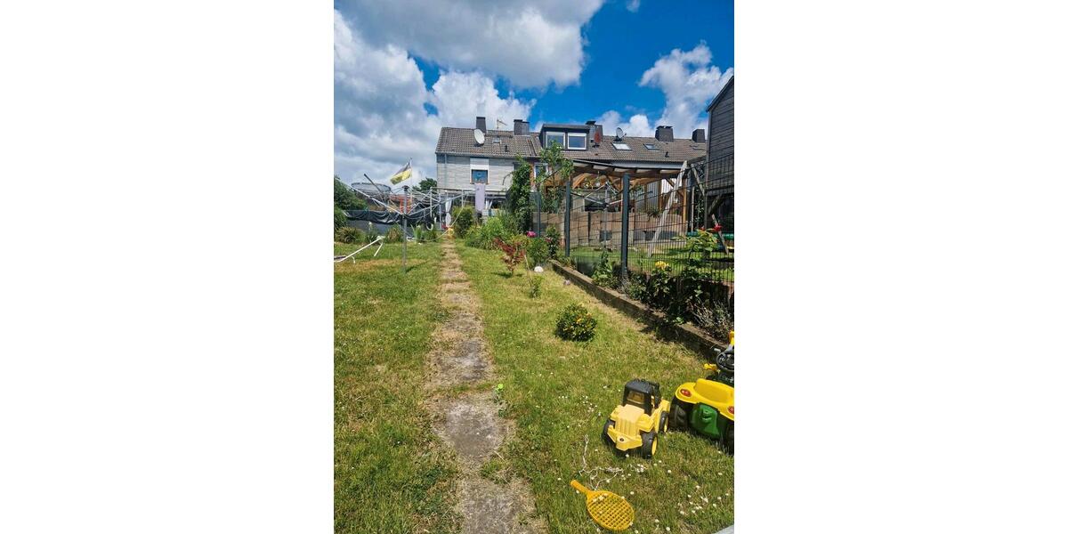 Reihenhaus Dortmund Huckarde - 4 Zimmer, 90 m&sup2;, 270.000&euro; | Angebot:25282176