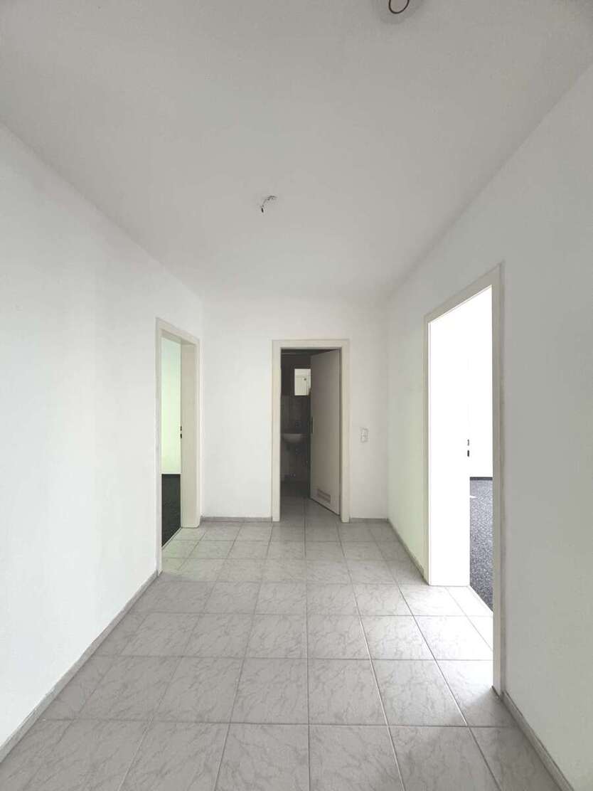 Wohnung zum Mieten in Wuppertal 715 € 75 m² 3 zimmer