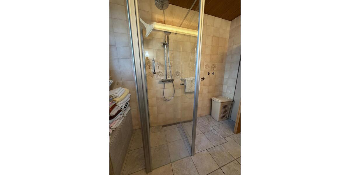 Hochparterre Bochum Eppendorf - 4 Zimmer, 100 m&sup2;, 910&euro; | Angebot:24741310