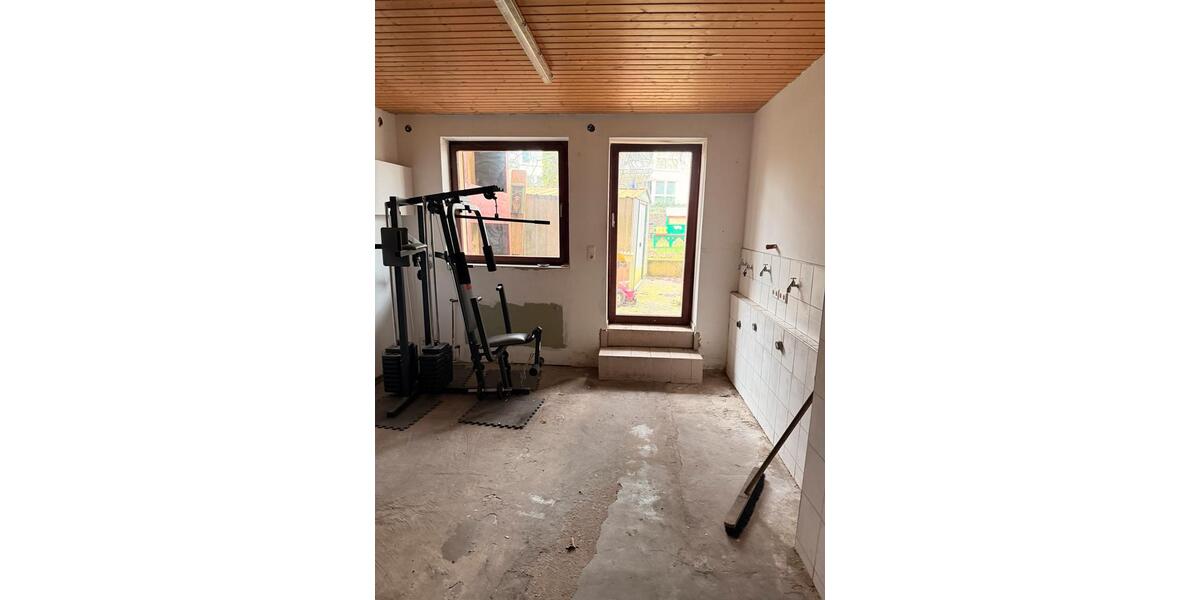 Mehrfamilienhaus, Wohnhaus Hagen Hagen-Mitte - 15 Zimmer, 400 m&sup2;, 420.000&euro; | Angebot:24628771