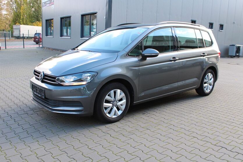 VW Touran 186.850 km 8.990 € Dortmund 44143