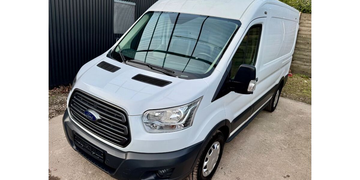 Ford Transit 150.000 km 10.999 &euro; Selm 59379
