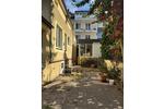 Attraktives Mehrfamilienhaus mit Büroflächen