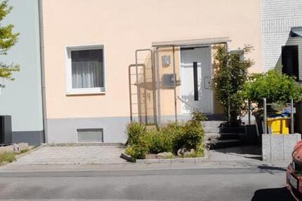 Haus Dortmund Brackel - 7 Zimmer, 148 m&sup2;, 399.000&euro; | Angebot:27167803