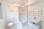 RE-Stuckenbusch! Ideal für Berufspendler: Renoviertes Appartement für berufstätige Einzelperson.