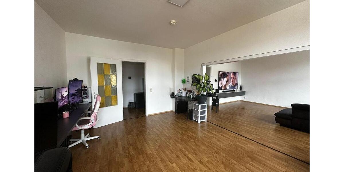 Etagenwohnung Bochum Günnigfeld - 4 Zimmer, 140 m&sup2;, 894&euro; | Angebot:26479417