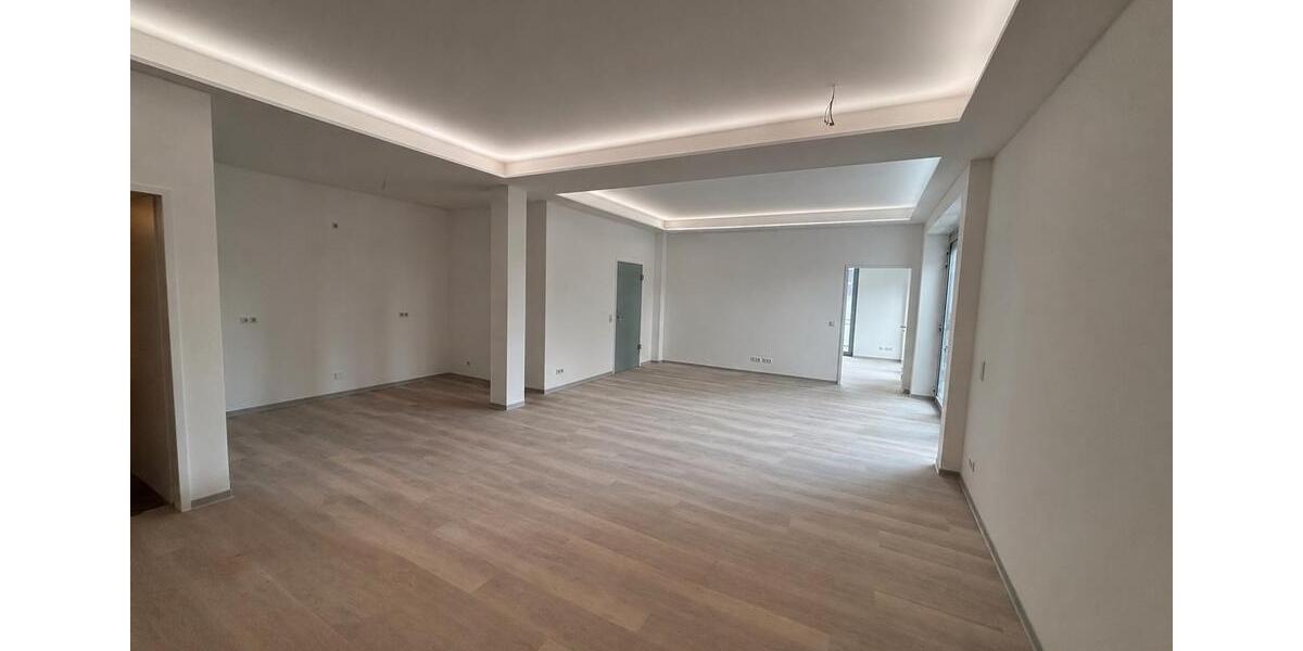 Erdgeschoßwohnung Iserlohn Gerlingsen - 4 Zimmer, 159 m&sup2;, 1.510&euro; | Angebot:26348994