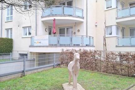 Großzügige StadtWohnung mit zwei Tiefgaragenstellplätzen im Herzen der Recklinghäuser Altstadt!