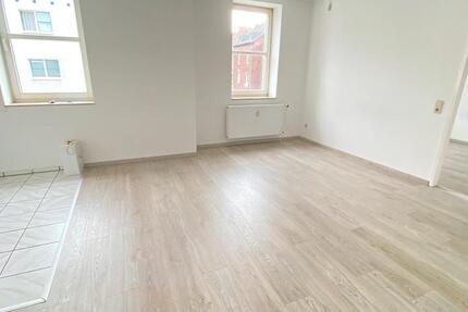 Frisch renovierte 2 Zimmerwohnung zimmer