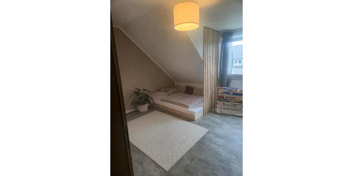 Dachgeschoßwohnung Herne Wanne - 3 Zimmer, 75 m&sup2;, 150.000&euro; | Angebot:26003553
