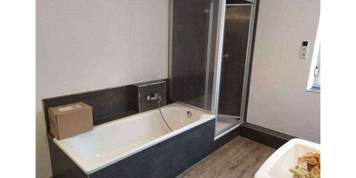 Dachgeschoßwohnung Menden (Sauerland) - 2 Zimmer, 61 m&sup2;, 75.000&euro; | Angebot:26994423