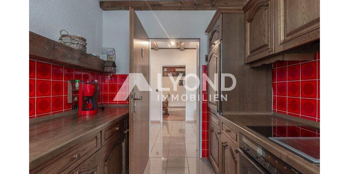 Etagenwohnung Hagen / Hohenlimburg Hohenlimburg - 5 Zimmer, 131 m&sup2;, 185.000&euro; | Angebot:25676930