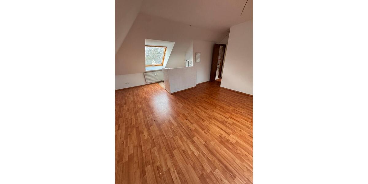 Dachgeschoßwohnung Herne Baukau - 2 Zimmer, 40 m&sup2;, 550&euro; | Angebot:24745910