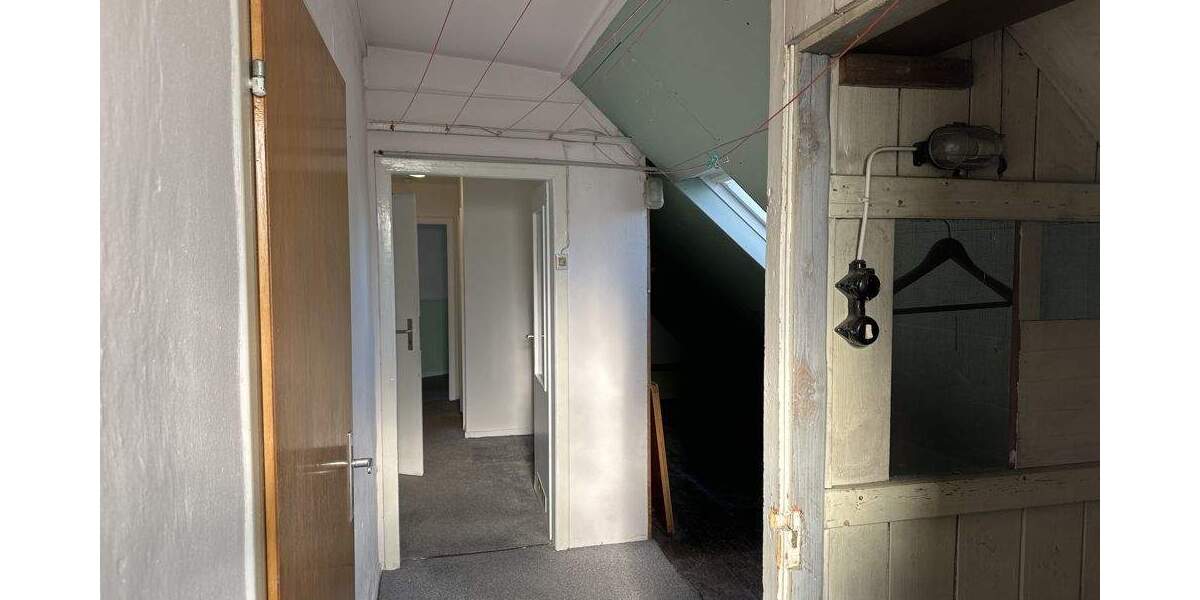 Mehrfamilienhaus, Wohnhaus Dortmund / Kirchhörde Kirchhörde - 9 Zimmer, 271 m&sup2;, 549.000&euro; | Angebot:24746509