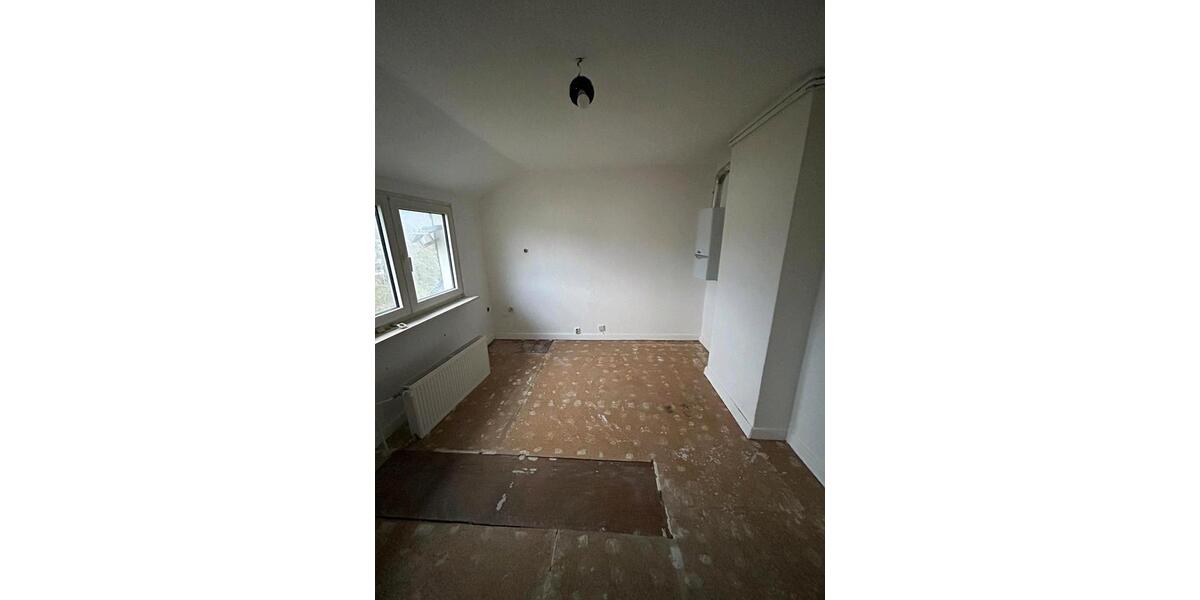 Dachgeschoßwohnung Iserlohn Sümmern - 2.5 Zimmer, 50 m&sup2;, 420&euro; | Angebot:24687497