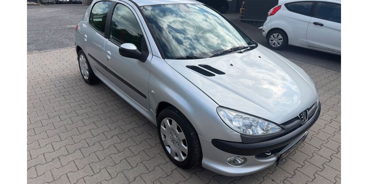 Peugeot 206 200.000 km 2.290 &euro; Dortmund 44319