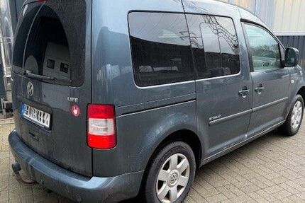 VW Caddy 188.000 km 6.900 &euro; Unna 59423