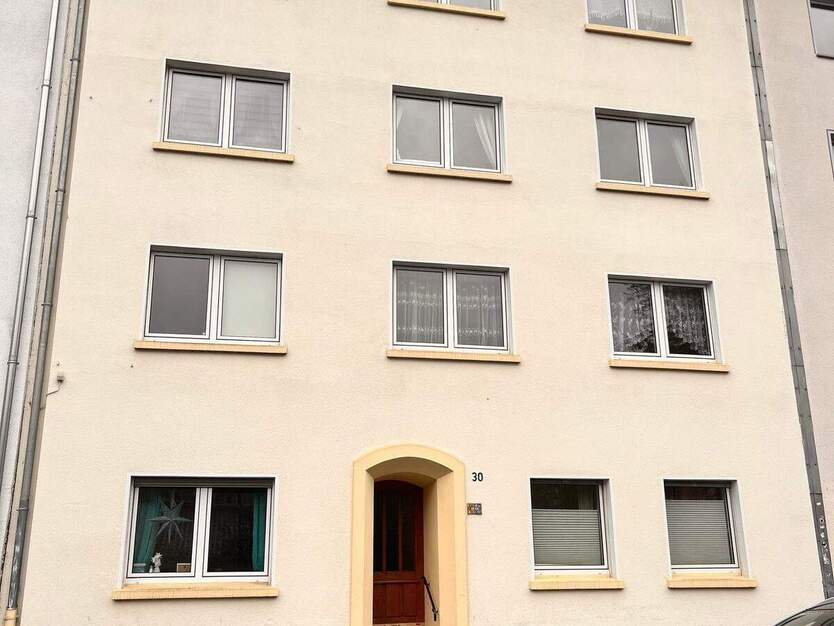 **** schicke 2 Zimmer – Wohnung im 4. OG . **** 2 zimmer