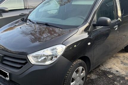 Dacia Dokker 148.000 km 4.650 &euro; dortmund 44135