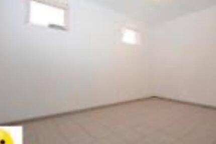 L560: Garagen-Lagerraum zu vermieten. Selbstlager, Stauraum, Selfstorage, Materiallager, Haus, Wohnung , Umzug Lager.Stellplatz-Möbel-Küche, Mietraum, Kein Lagercontainer, kein Seecontainer zimmer