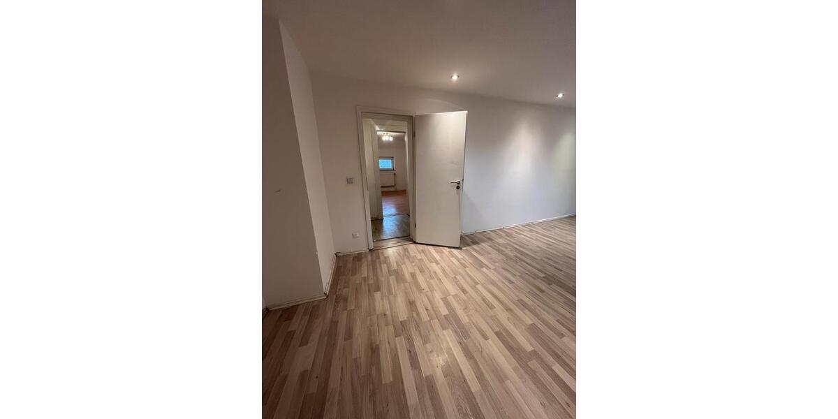 Dachgeschoßwohnung Hagen Hagen-Mitte - 3.5 Zimmer, 85 m&sup2;, 790&euro; | Angebot:26656188