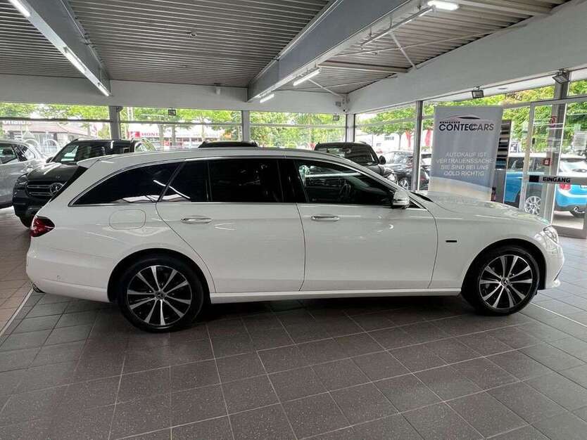 E 300