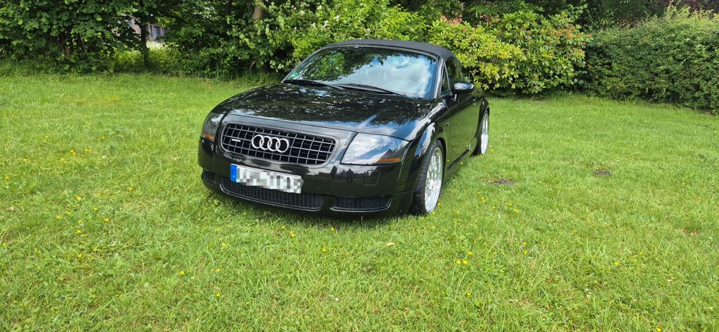 Audi TT 140.279 km 12.500 &euro; Selm 59379