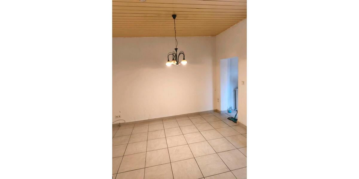 Reihenhaus Waltrop - 4 Zimmer, 125 m&sup2;, 1.500&euro; | Angebot:25926278