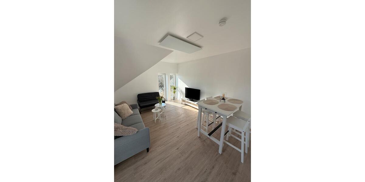 Dachgeschoßwohnung Dortmund Brackel - 2.5 Zimmer, 53 m&sup2;, 710&euro; | Angebot:25234473