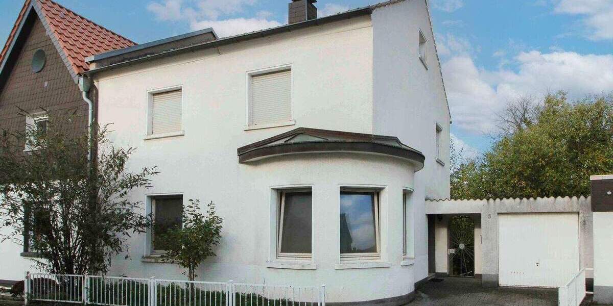 Von Grund auf neu gedacht: Doppelhaushälfte mit Garten in Hagen-Emst 5 zimmer