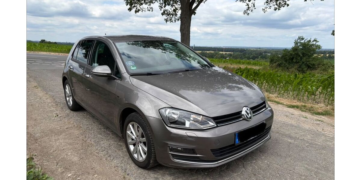 VW Golf 118.000 km 11.890 &euro; Unna 59427