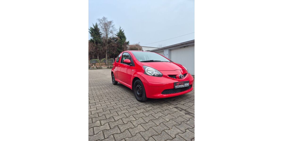 Toyota Aygo (X) 131.726 km 3.999 &euro; Lünen 44532
