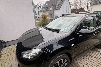 Nissan Qashqai 157.000 km 7.400 &euro; Bergkamen 59192