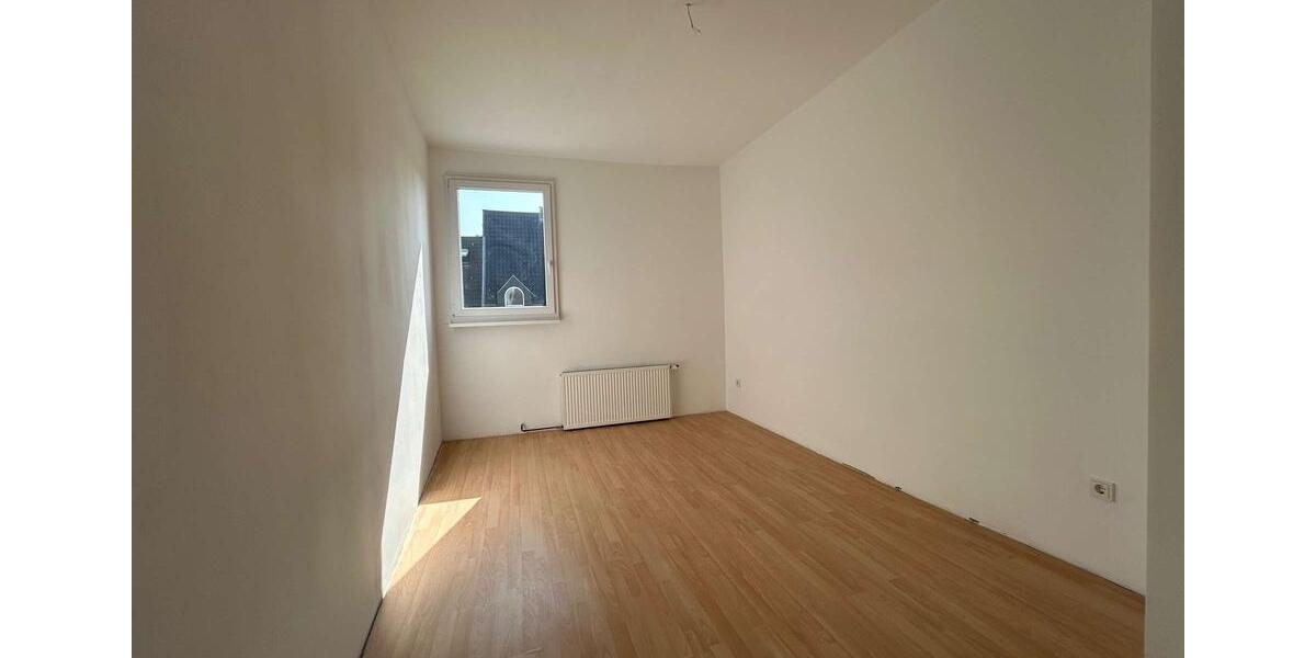 Etagenwohnung Dortmund Innenstadt West - 4 Zimmer, 90 m&sup2;, 1.400&euro; | Angebot:24475047