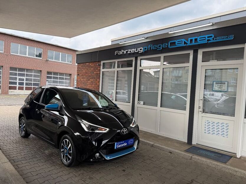 Aygo (X)