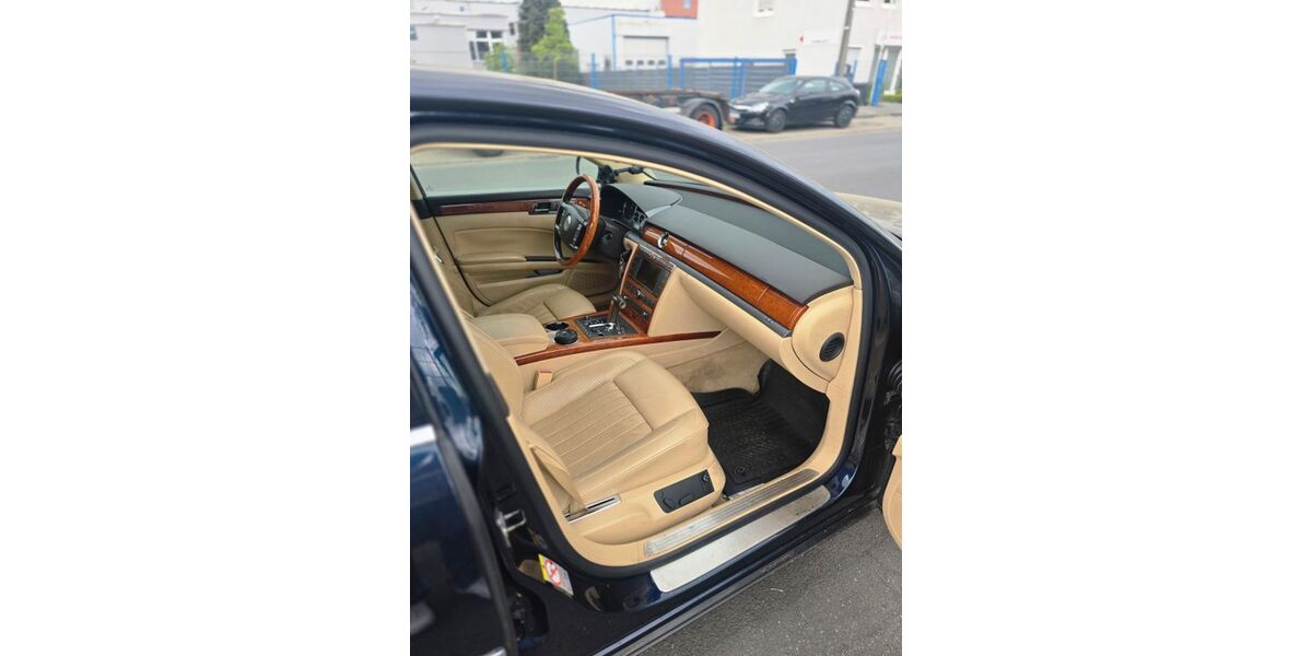 VW Phaeton 255.707 km 5.200 &euro; Dortmund 44369