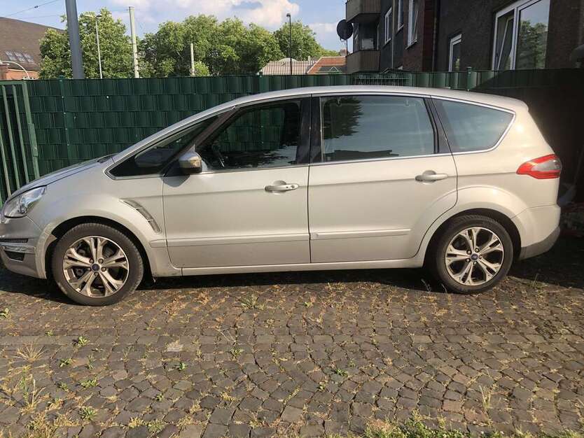 S-Max