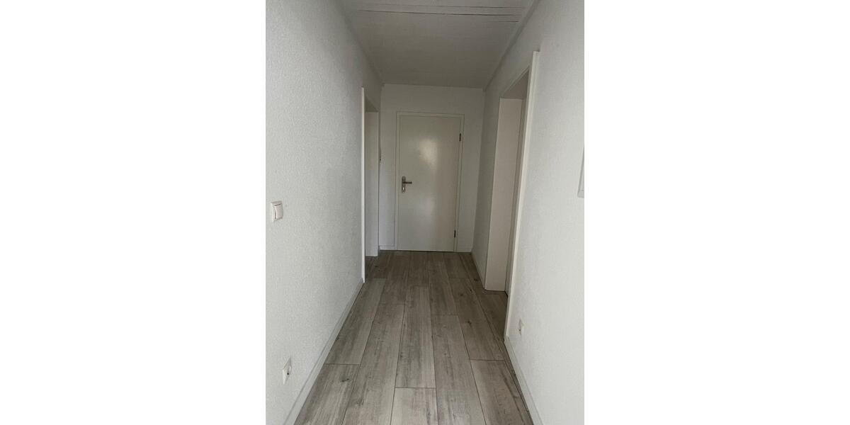 Erdgeschoßwohnung Ennepetal - 3 Zimmer, 84 m&sup2;, 650&euro; | Angebot:26435856