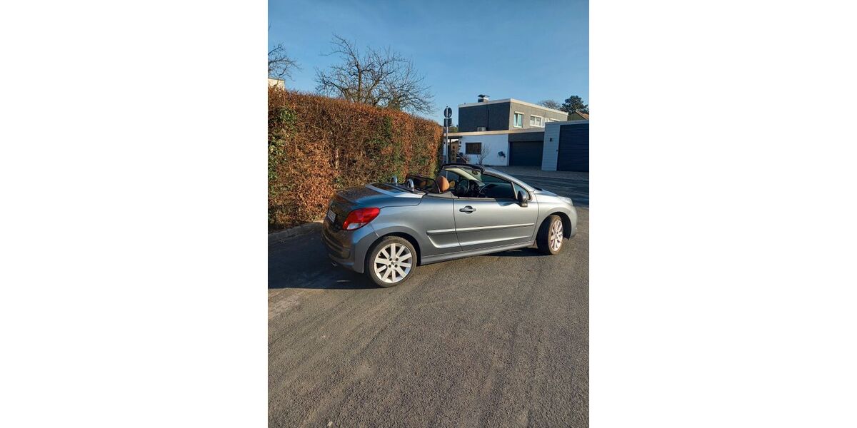 Peugeot 207 105.000 km 4.750 &euro; Hattingen 45529