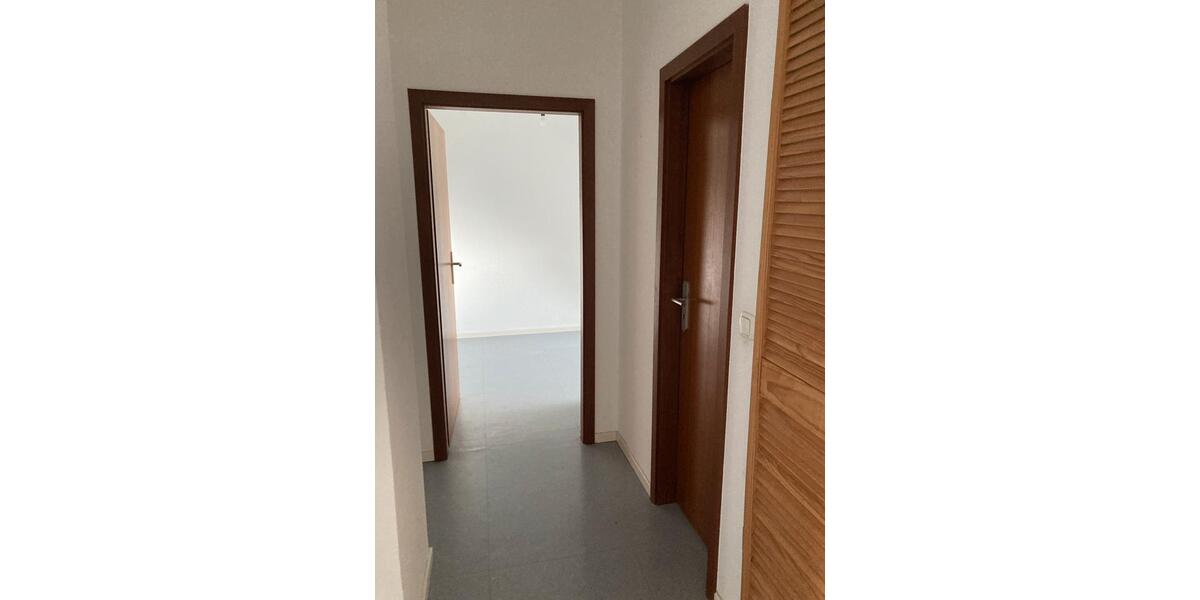 Dachgeschoßwohnung Bochum Günnigfeld - 3 Zimmer, 68 m&sup2;, 510&euro; | Angebot:26341692