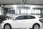 Polo 1.6 TDI DSG HIGHLINE / NAVI-DM+KAMERA+APPLE