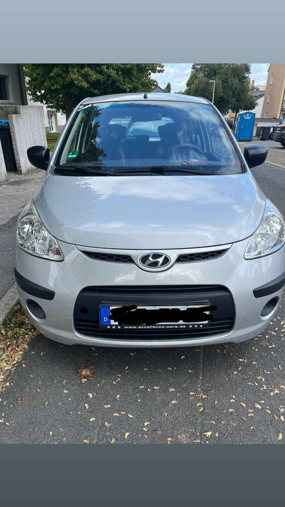i10