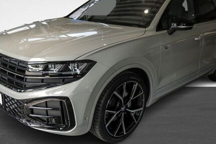 VW Touareg 8.750 km 89.470 € Dortmund 44379