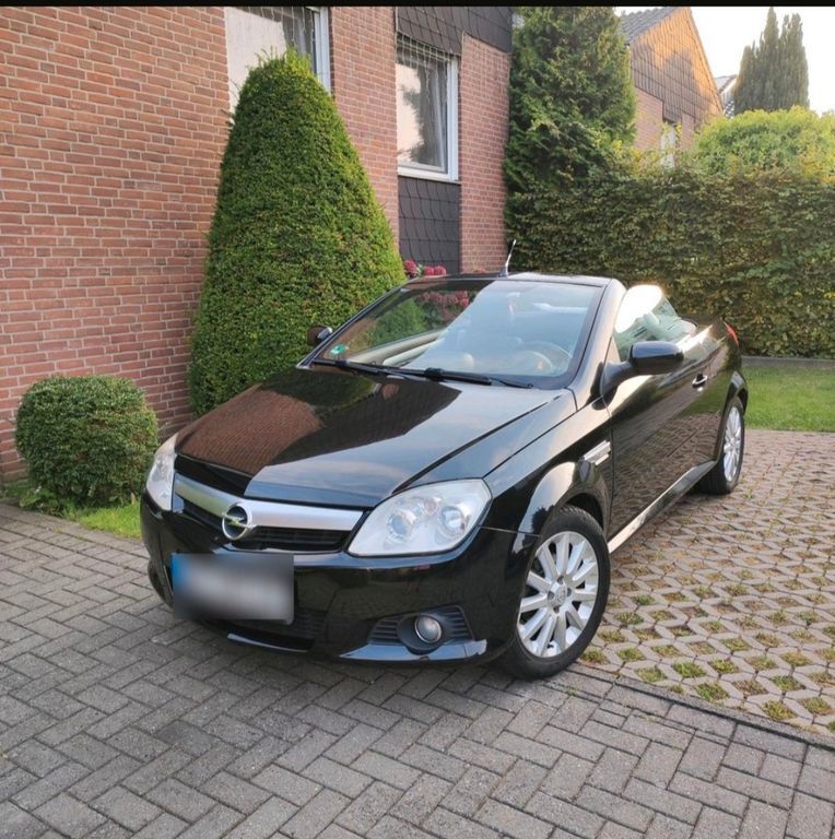 Opel Tigra 121.000 km 2.450 € Hamm 59073