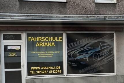 Fahrschule - Ladenlokal zuvermieten Praxis Büro Supermarkt zimmer