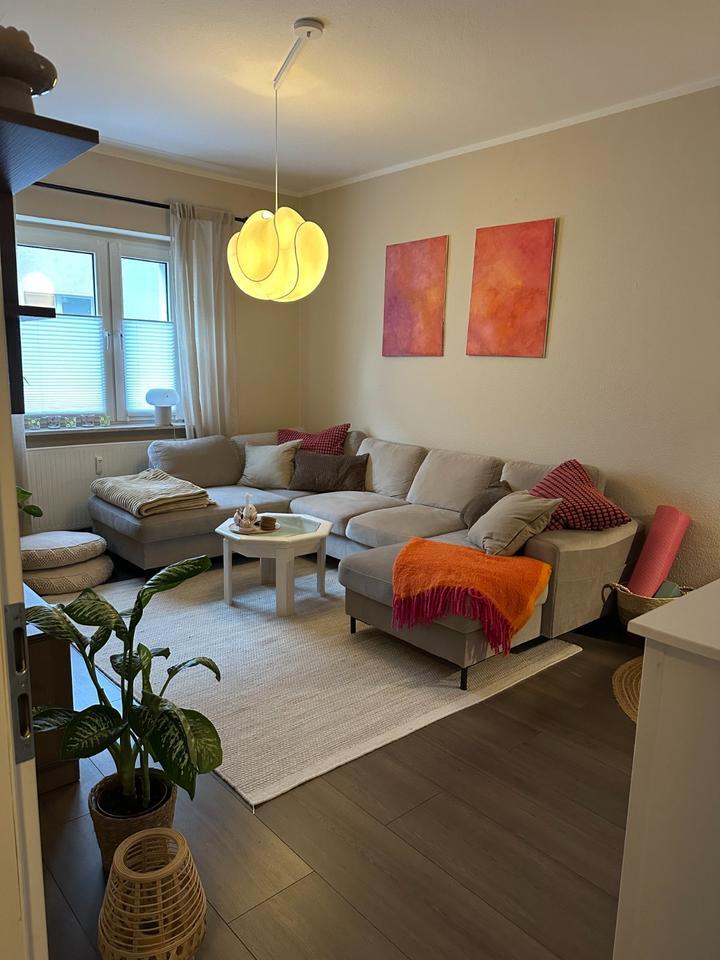 TOP gepflegte 2 12 Zimmer Wohnung mit schöner, großer Terrasse zimmer