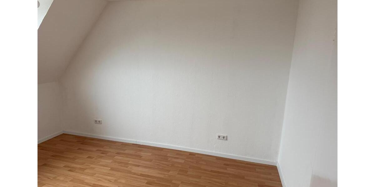 Dachgeschoßwohnung Dortmund Bövinghausen - 4.5 Zimmer, 97 m&sup2;, 930&euro; | Angebot:26415550
