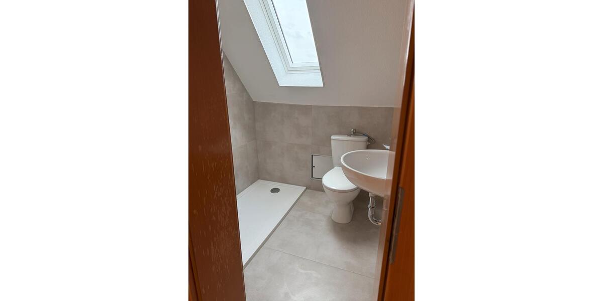 Dachgeschoßwohnung Dortmund Brackel - 3 Zimmer, 77 m&sup2;, 880&euro; | Angebot:26337597