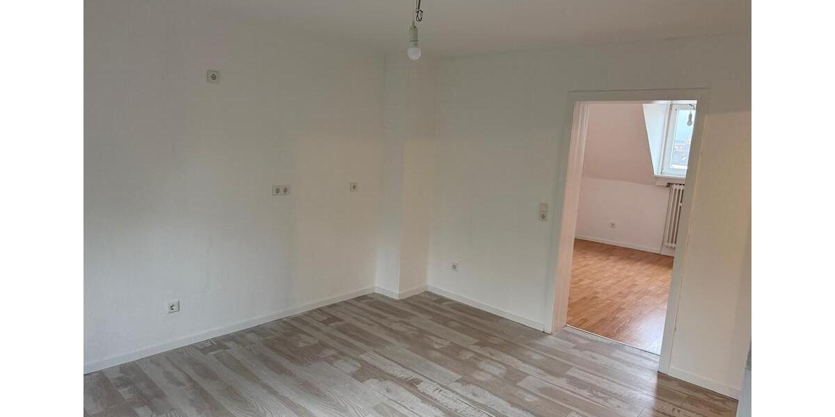 Dachgeschoßwohnung Dortmund Bövinghausen - 4.5 Zimmer, 97 m&sup2;, 930&euro; | Angebot:26415550